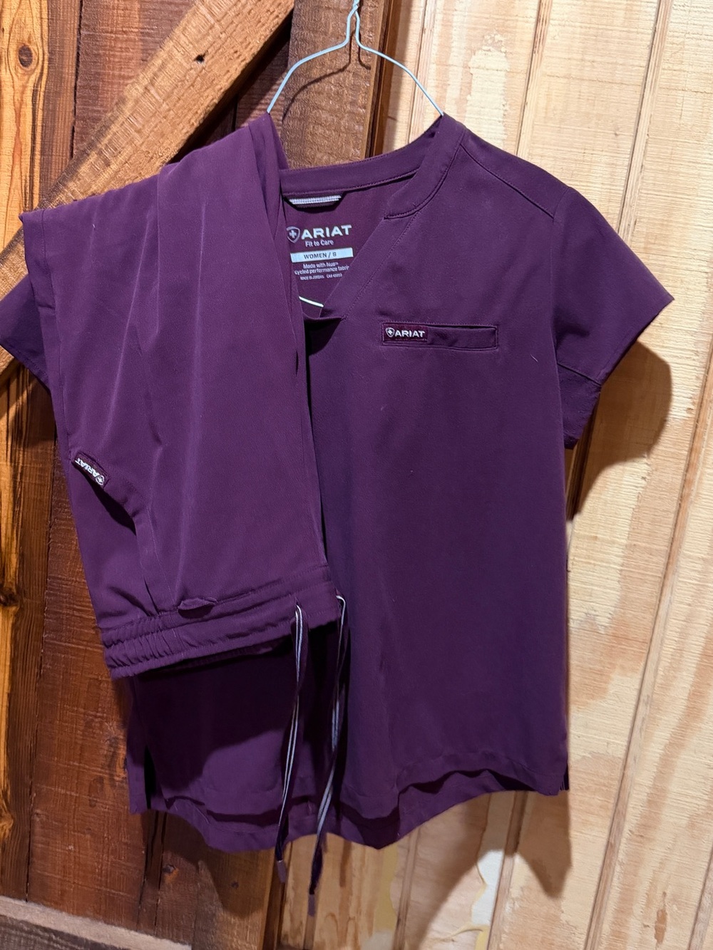 ARIAT SCRUB SET